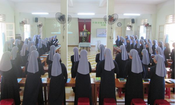 Bước tiến của Hội dòng Con Đức Mẹ Vô Nhiễm (2)